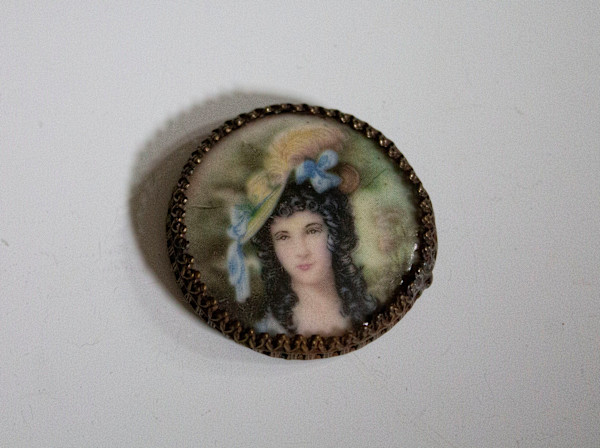 Cabochon by Unknown