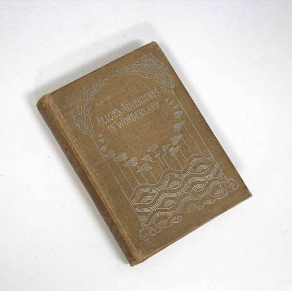 Alice's Adventures in Wonderland by Lewis Carroll, Image 2.