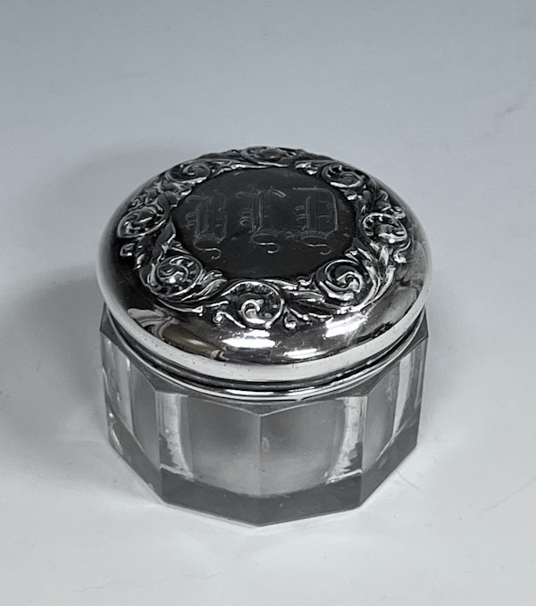 Dresser Jar by Unknown, United States, Image 1.