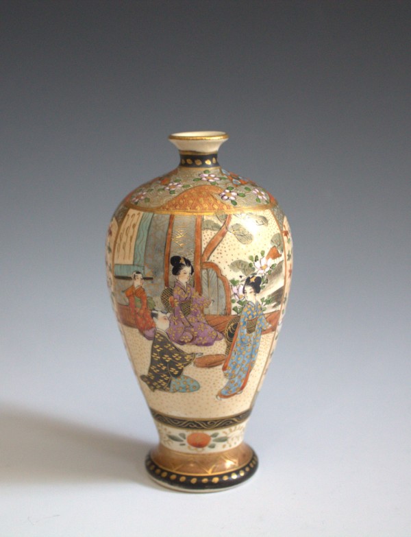 Vase by Asari