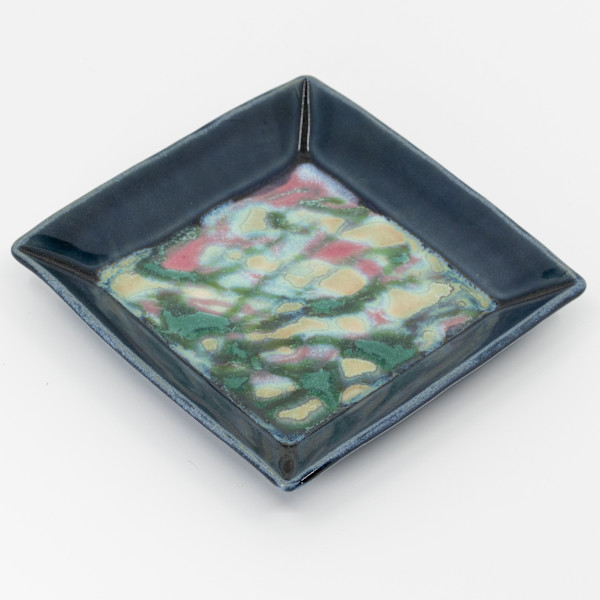 24086  4.5" Square Beveled Dish by Sandy Miller
