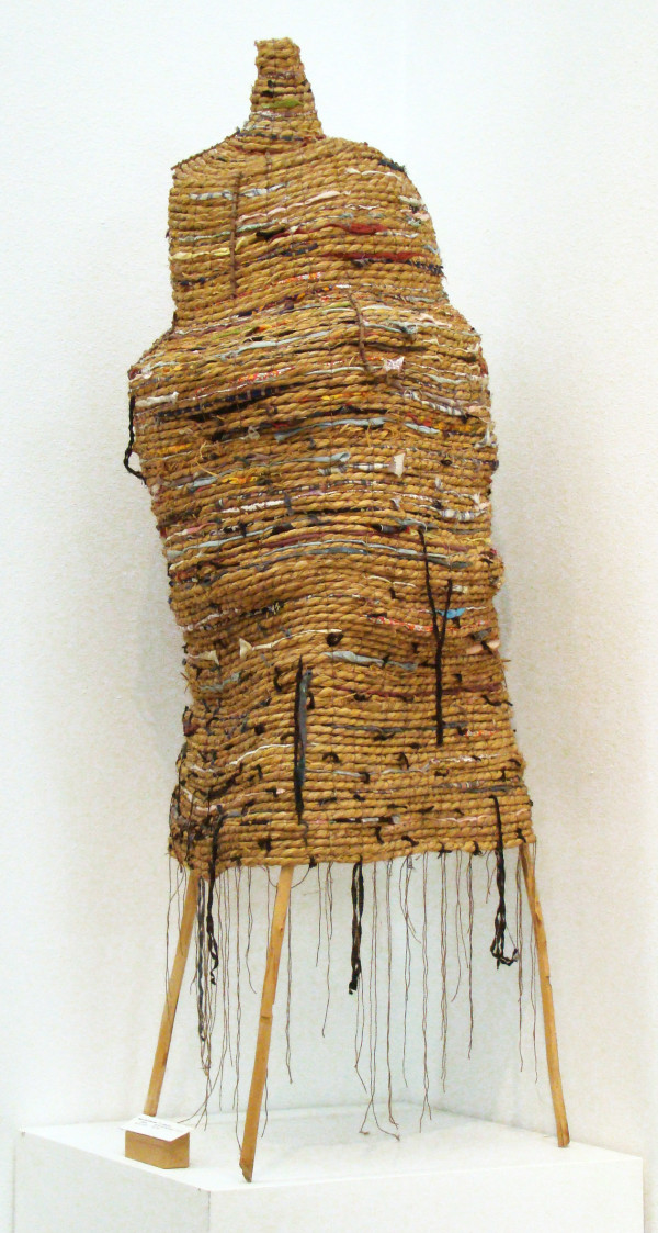 Domed Figure by Rebecca Davis (RAiR 1976)