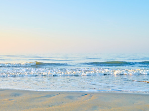 Morning Seas 14/100 by Joe Fishburne