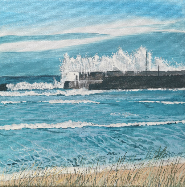 Crashing waves, Hopeman by Lois Dubber