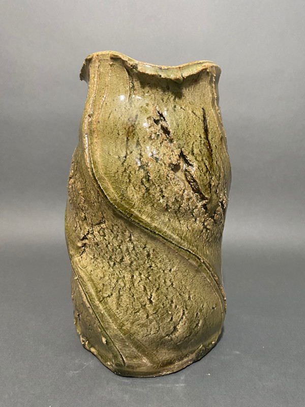 Cylindrical ceramic ikebana vase