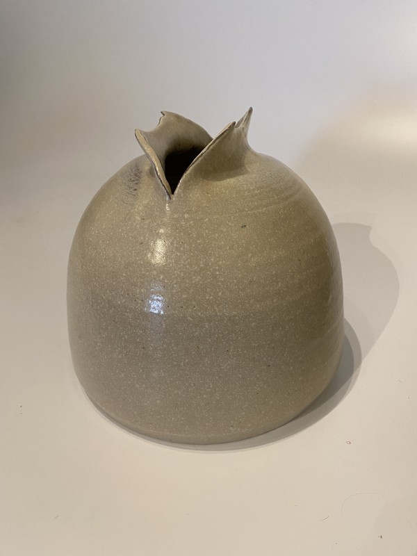 Dome shaped ikebana vase