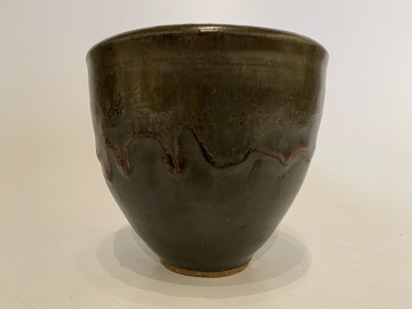 Black and red ceramic ikebana vase
