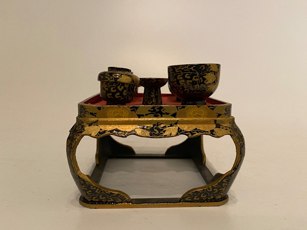Hina dolls furniture  - Serving table with dishes