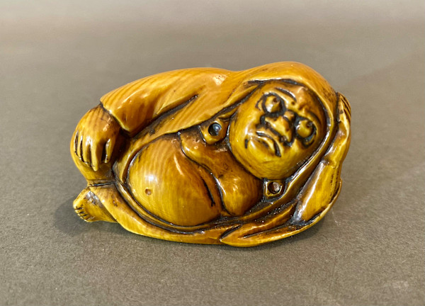 Netsuke - Daruma by Masayuki