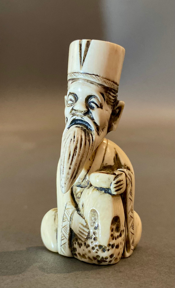 Netsuke - Scholar