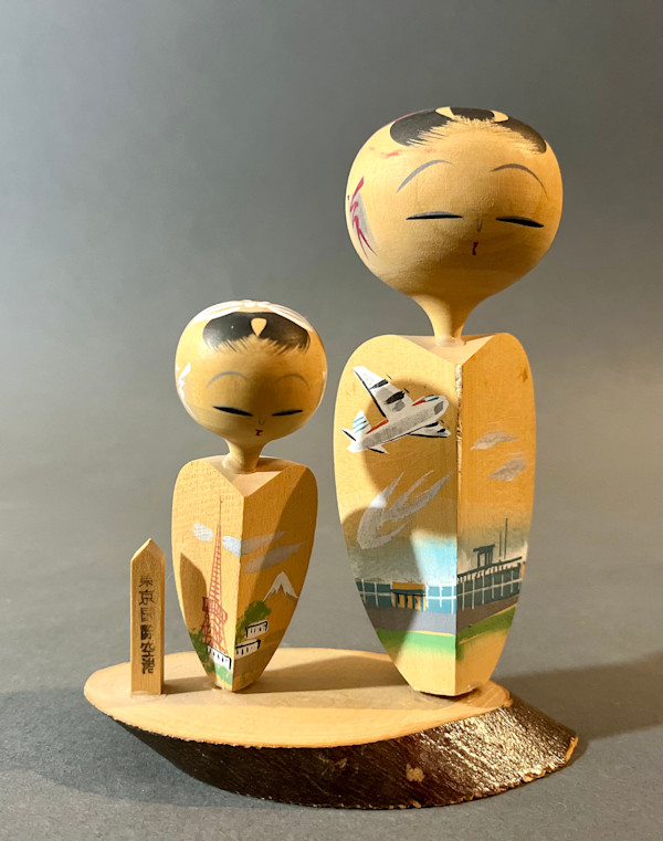 Kokeshi dolls - Group of two