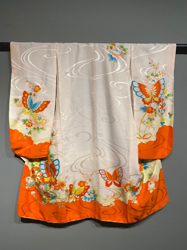 Young girl's kimono