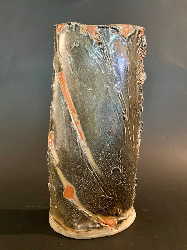 Cylindrical ceramic ikebana vase by Lizama