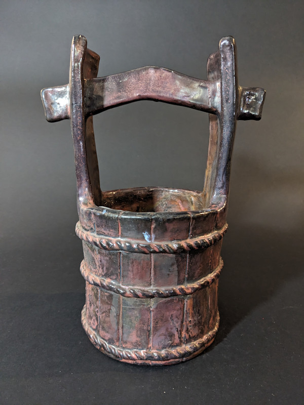 Ceramic bucket