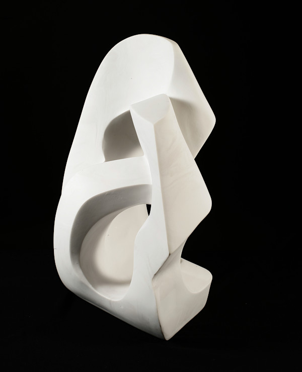 1 wine knot white by Robin Antar