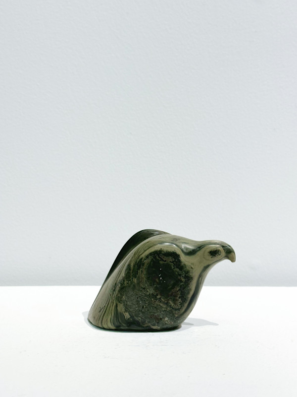 Eagle - Inuit Sculpture by Jacobie Avingaq (1941-) — E5-453