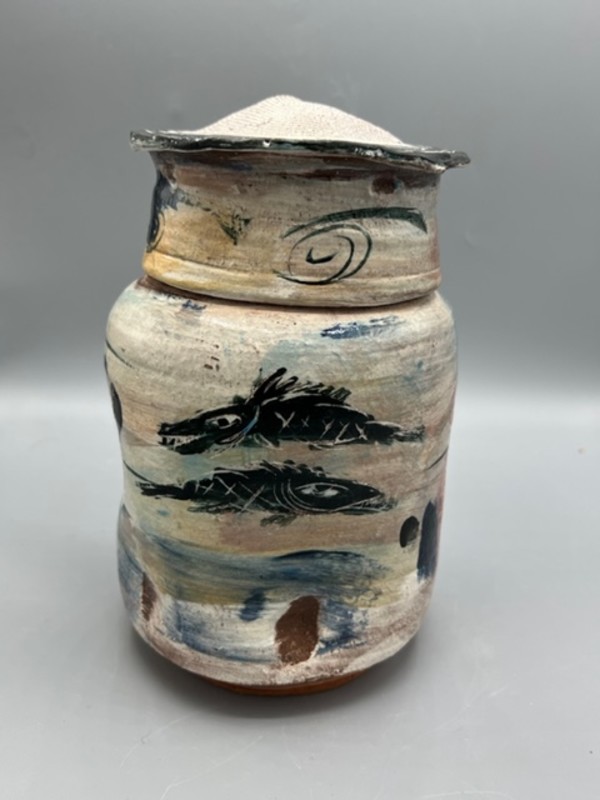 Lidded jar with Fish by Ron Meyers