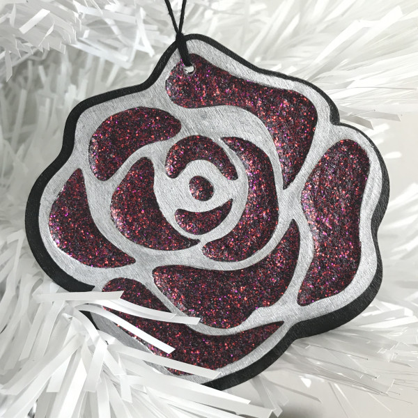 Wood Rose Ornaments by Colorvine by Kelsey