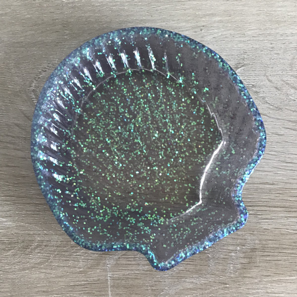 Large Scallop Shell Tray - Mermaid Glitter by Colorvine by Kelsey