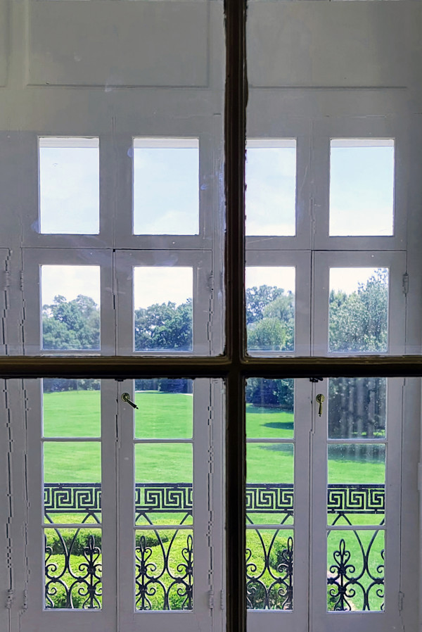 Through the Glass by Linda Wertheim, Image 1.
