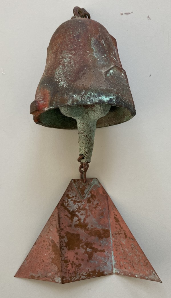 bell by Paolo Soleri