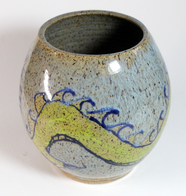Speckled Vase with Dragon