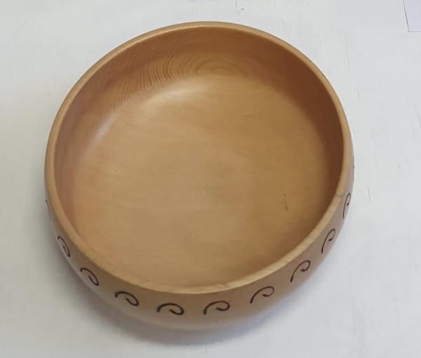 Huon Song Bowl by Richard Nutt