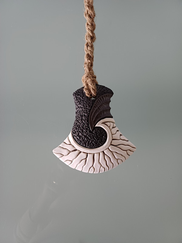 Hammerhead XL III (small) by Jo Richards Hooker Artist
