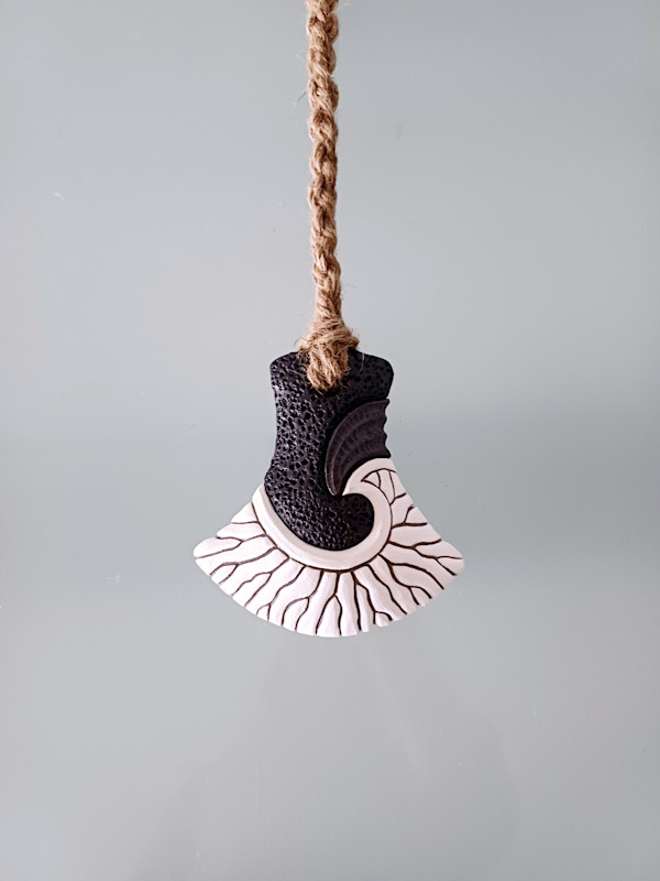 Hammerhead L II (small) by Jo Richards Hooker Artist