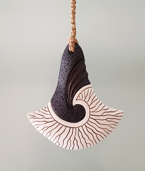 Hammerhead XL VI (x-large) by Jo Richards Hooker Artist