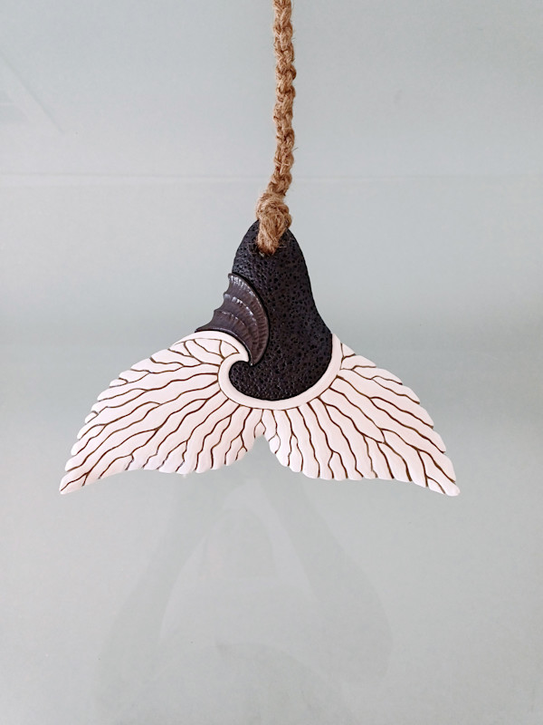 Whale Tail L (large) by Jo Richards Hooker Artist