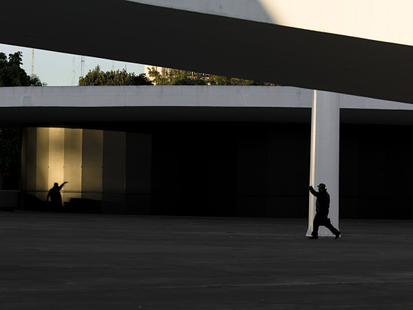 "Diálogo" Brasília by Lucas