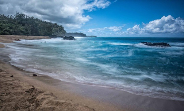 Kauai 4 by Larry Hanelin