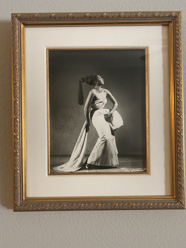 Josephine Baker inscribed B&W photo