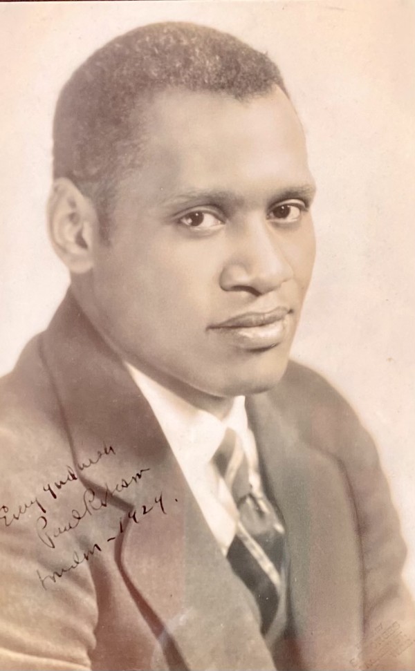 Paul Robeson inscribed B&W photo 1929