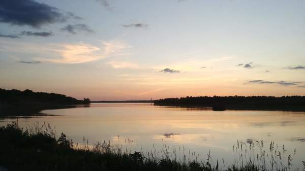 Mississippi River Sunset by Rebecca Williamson