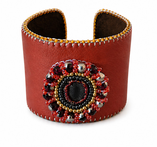 Mandy Cuff by Naan Pocen