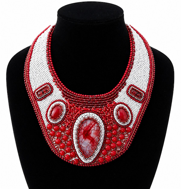 Monica Collar by Naan Pocen