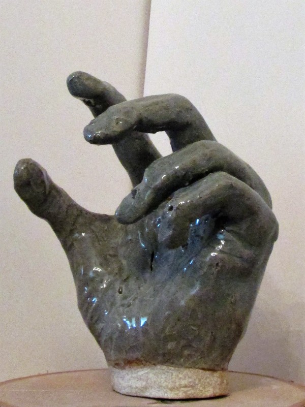 Celadon Hand, une Main D'artiste by Ruth McMillin