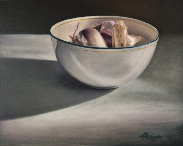 White Bowl and Garlic by Lorraine Pichugin