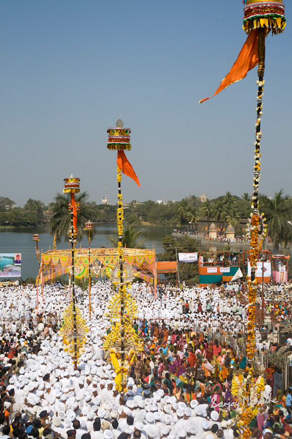 Gadda Festival, Solapur, India (2008) by Sanjay Marathe