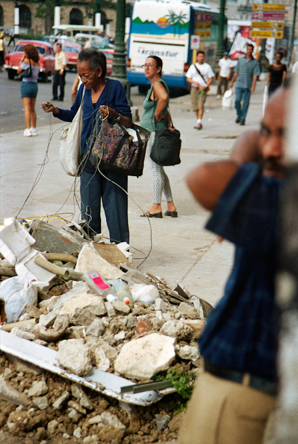 Untitled (Scavaging) by Daniele Tamagni Foundation