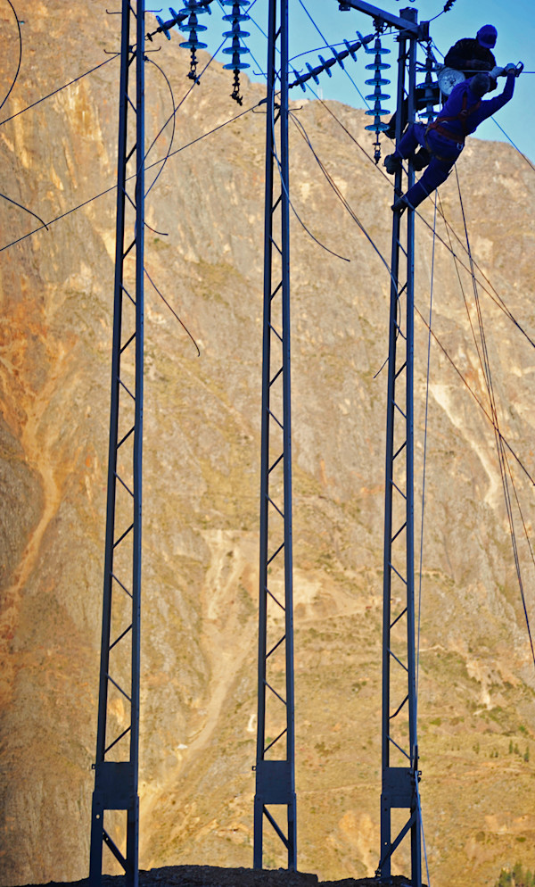 Untitled (Electricity lines) by Daniele Tamagni Foundation