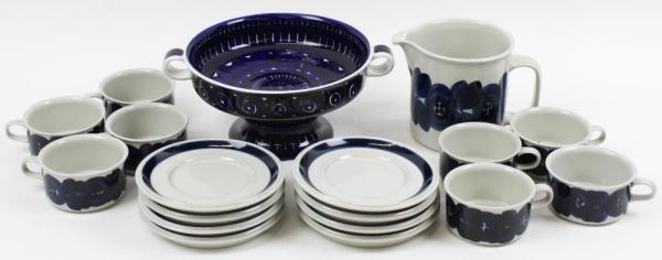 18 pcs. Arabia Finland Pottery Tableware
