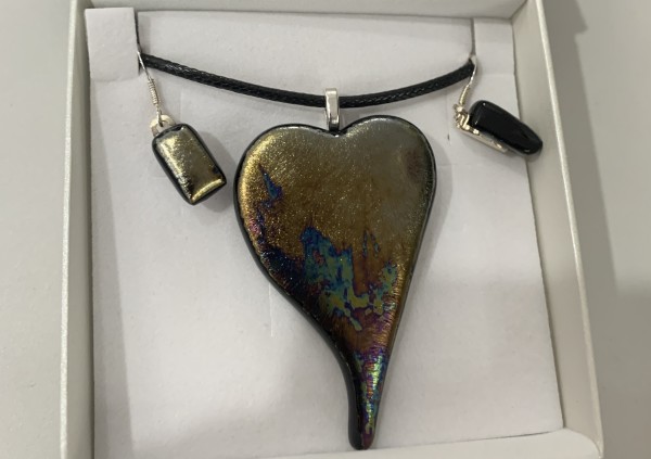 Bronze Metallic Heart Set by Inez Jenkins