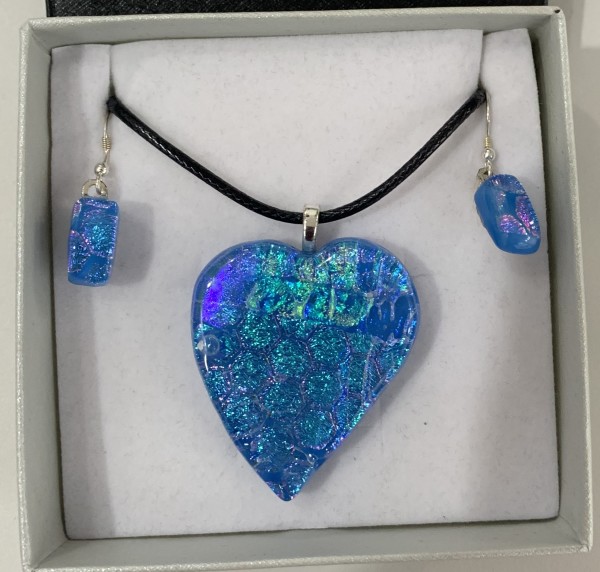 Periwinkle Blue heart pendant set by Inez Jenkins