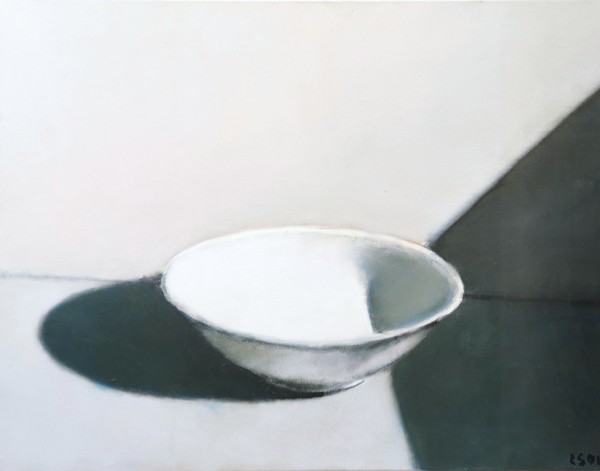 Bowl and shadows by Léon Spierenburg