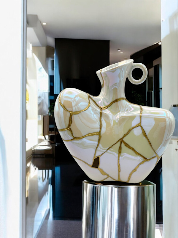 Iridescent Bust Vase by Diana Miller