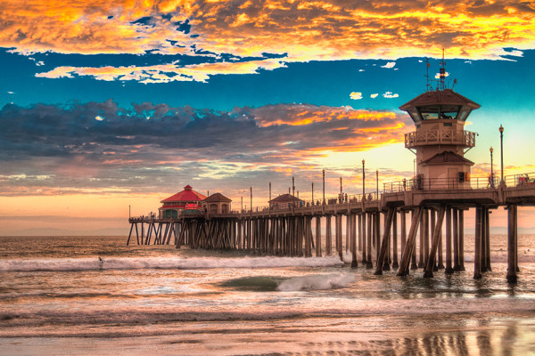 Huntington Beach Pier-Last Set by Zoe Schumacher