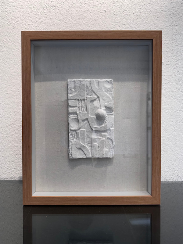 Undercurrents blanche by Kippi Leonard, Image 2.